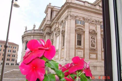 Casa Totti Bed & Breakfast Rome Exterior photo